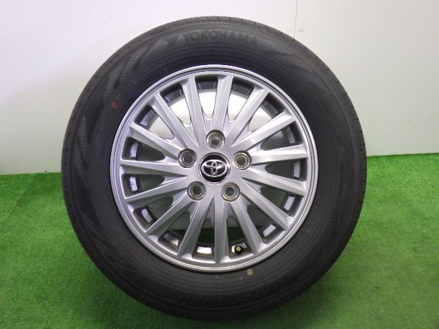 ★エスクァイア HV GI ZWR80G★1本 195/65R15 トヨタ 純正 アルミ 114.3 5H 60mm 15インチ 6J +50 中古 タイヤ ホイール