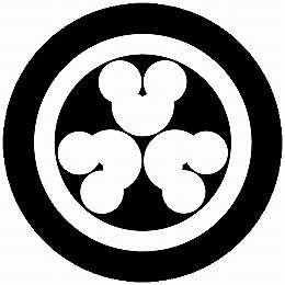 乐天商城 - 【送料無料】家紋シール 丸に頭合せ三つ洲浜 丸型 or 四角 KS-6343