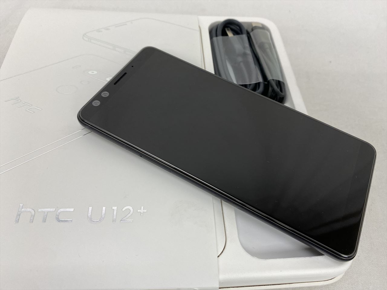 () HTC U12+ Z~bNubN /99HAPA003-00ASIMt[