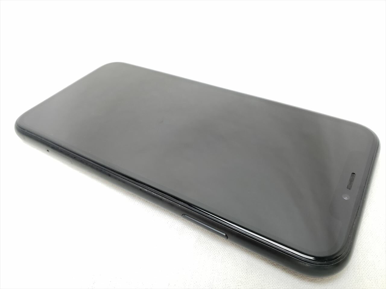 (中古) iPhoneXR 64GB ブラック /MT002J/A 【SIMロック解除品】、docomo