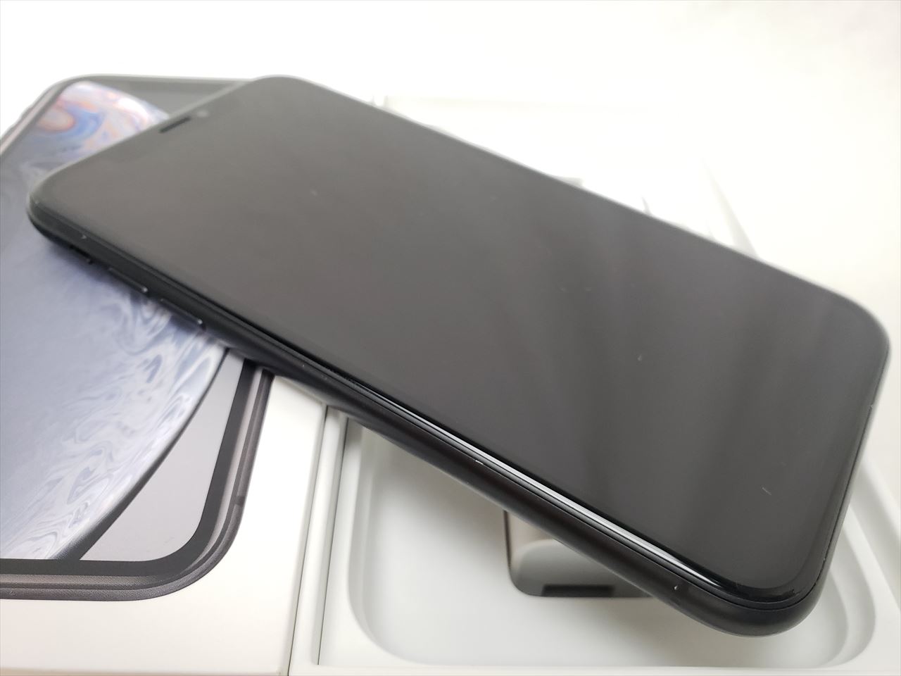 (中古) iPhoneXR 64GB ブラック /MT002J/A 【SIMロック解除品】、softbank