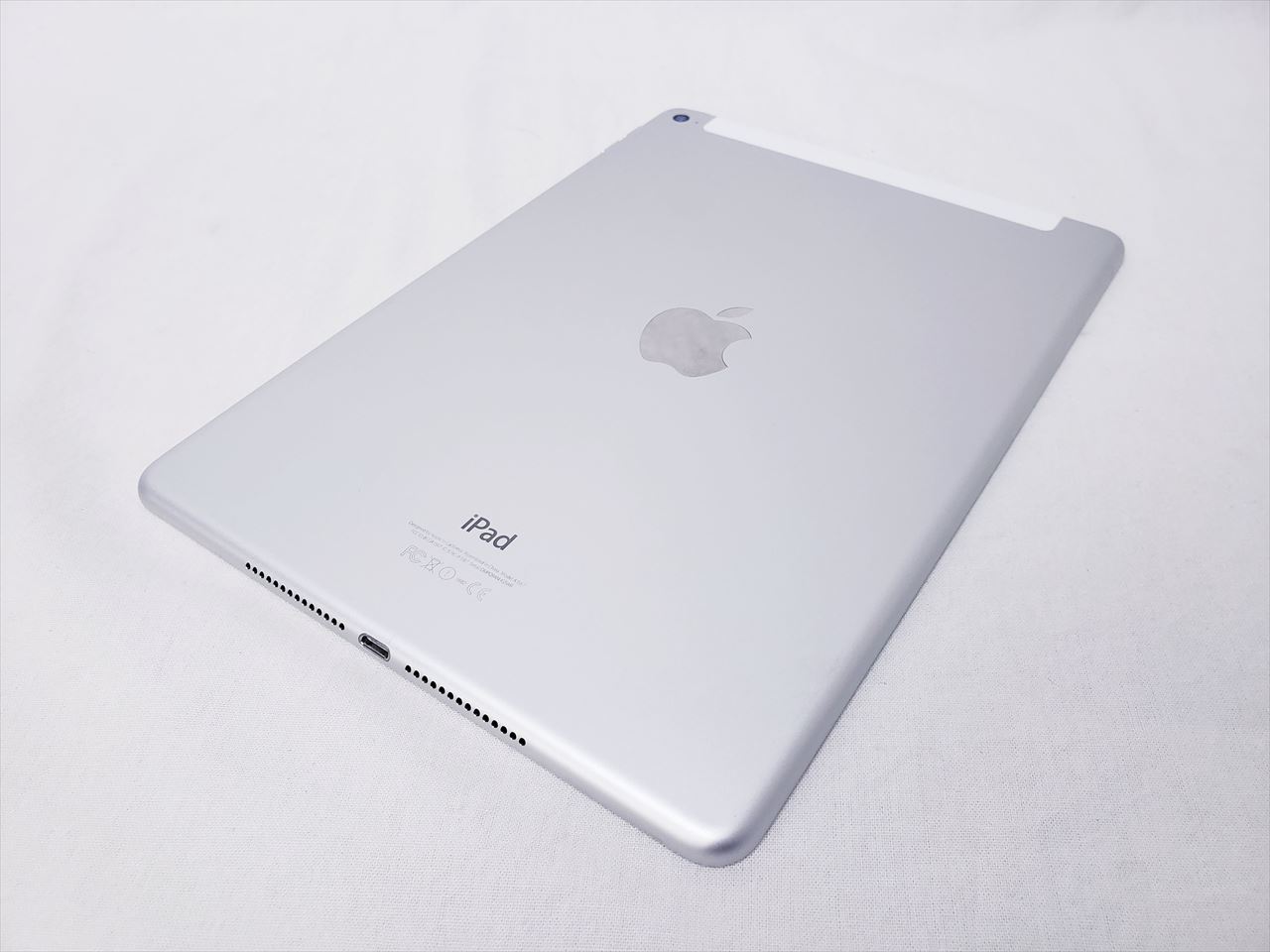 (中古) iPad Air2 Wi-Fi + Cellular 16GB シルバー /MGH72J/A 、softbank