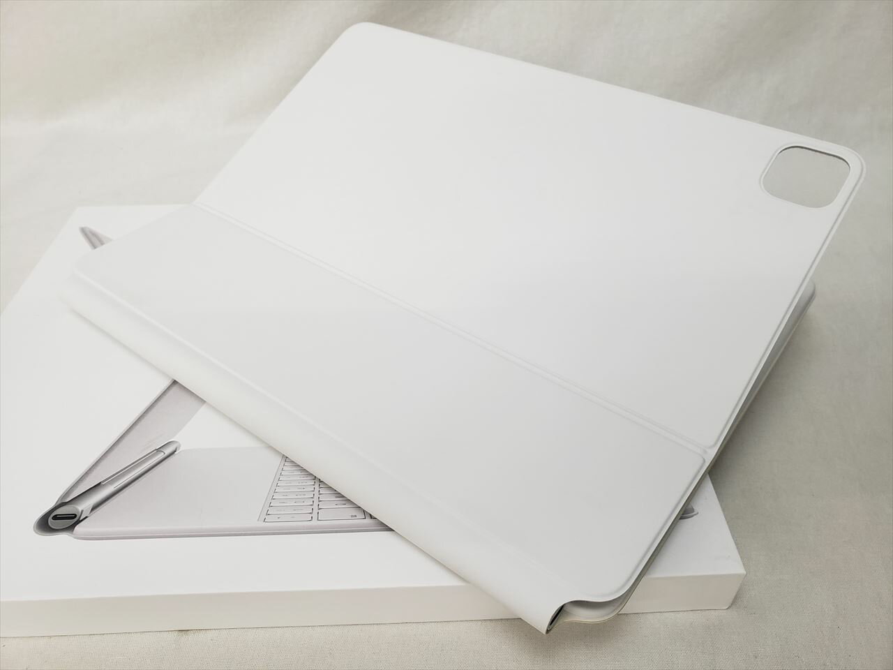(中古) iPad Pro 12.9インチ 第3/4/5世代用 Magic Keyboard /MJQL3J/A