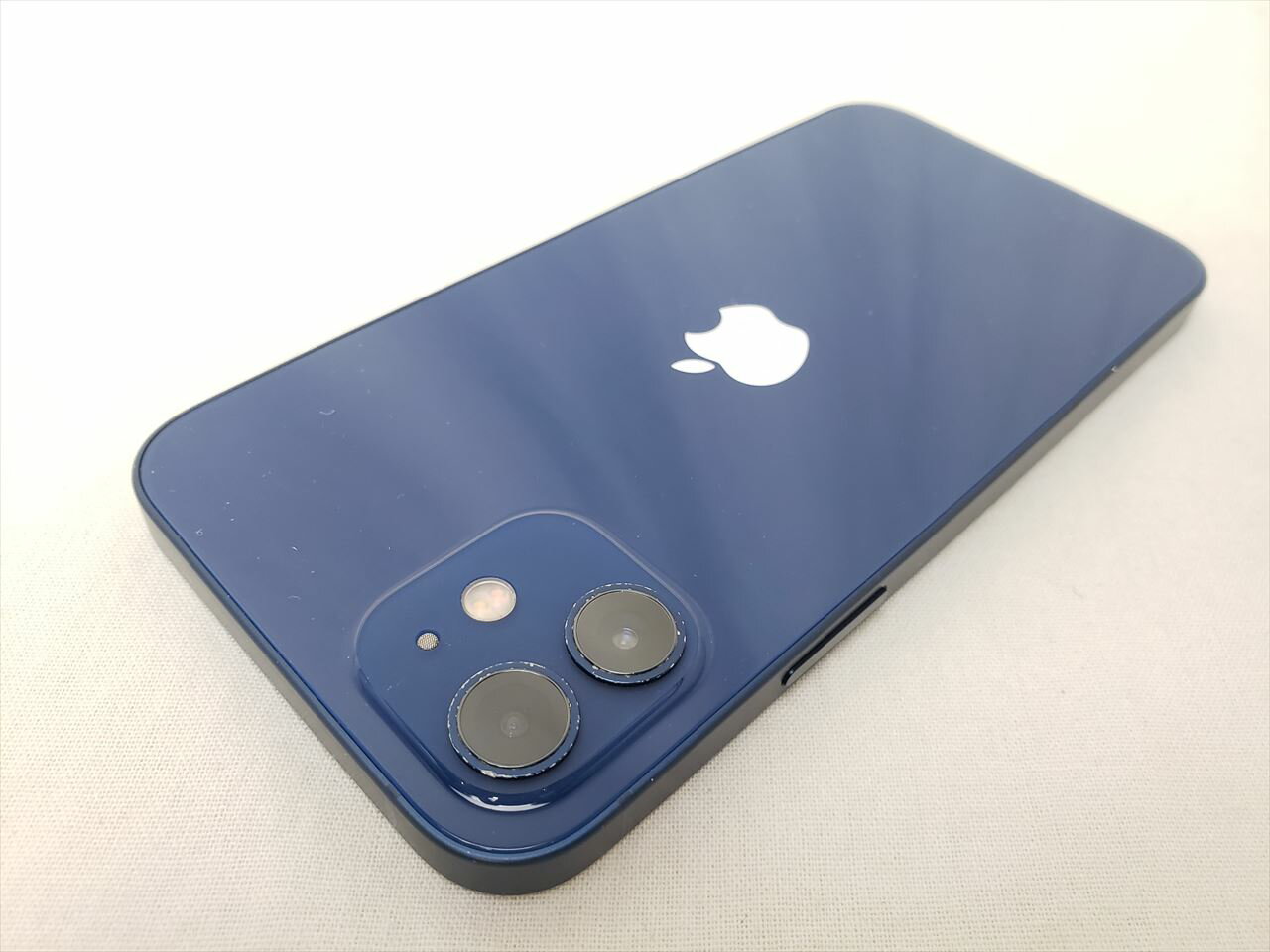 (中古) iPhone12 128GB ブルー/MGHX3J/A 【SIMロック解除品】、docomo