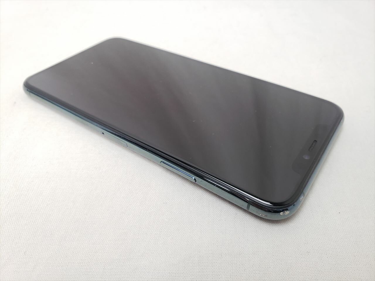 (中古) iPhone11 Pro Max 256GB ミッドナイトグリーン /MWHM2J/A Softbank 【SIMロック解除品】、softbank