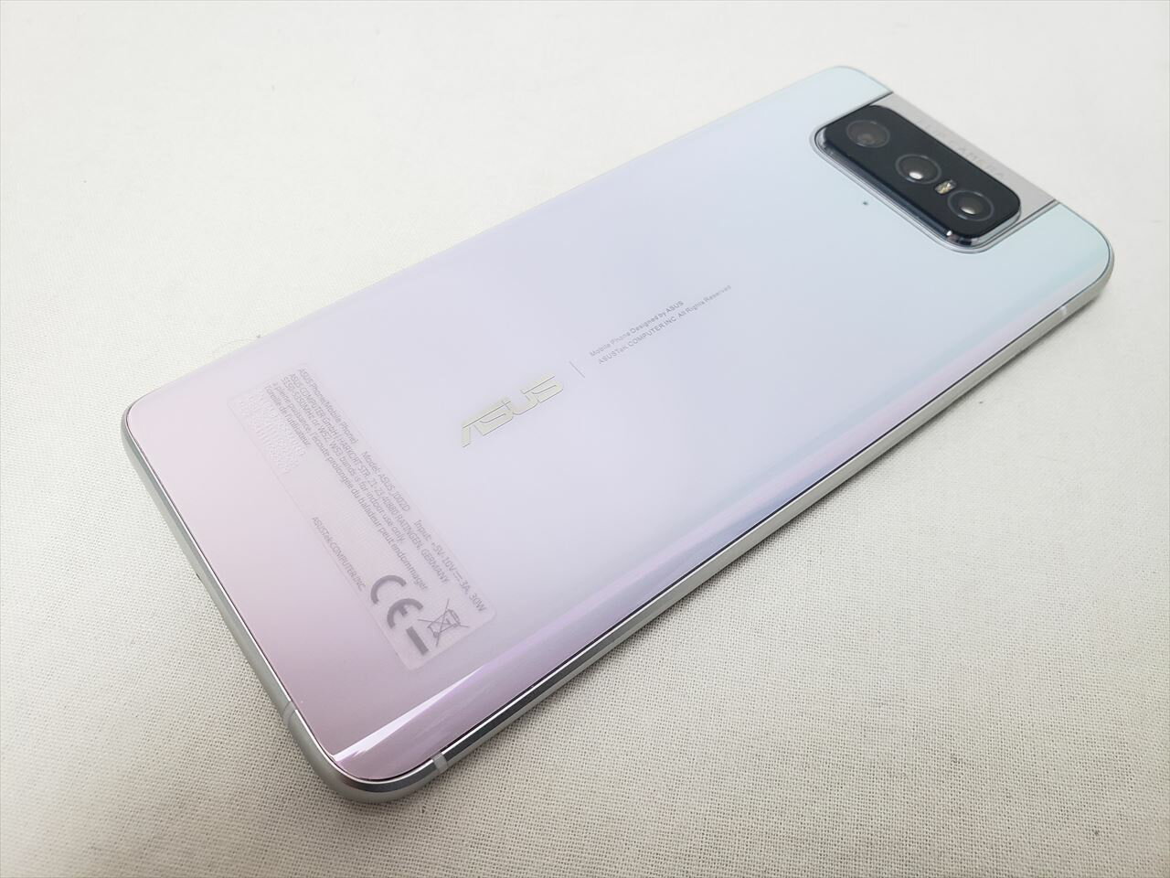 (中古) ZenFone7 5G (8GB/128GB) パステルホワイト /ZS670KS-WH128S8 【mineo版 SIMFREE】、SIMフリー