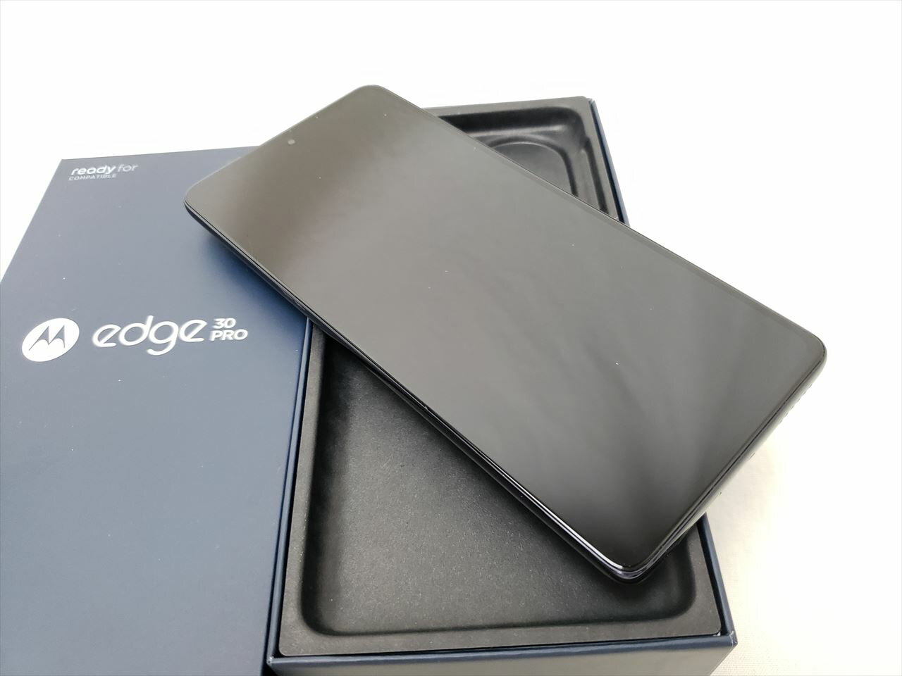 (中古) motorola edge 30 pro （8GB/128GB） コスモブルー /XT2201-1 【国内版 SIMFREE】、SIMフリー