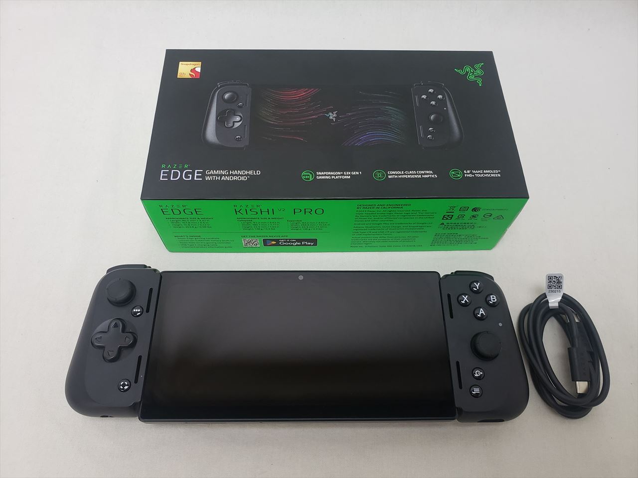 (中古) Razer Edge Gaming （Kishi V2 Pro Controllerバンドル） /RZ80-04610100-B3A1