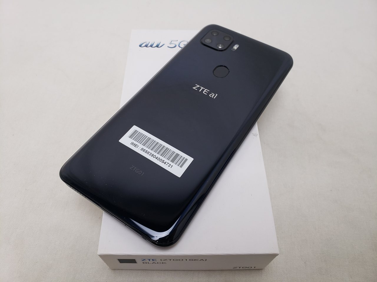 ZTE a1 ブラック /ZTG01 【SIMロック解除品】、au、新品同様、未使用品