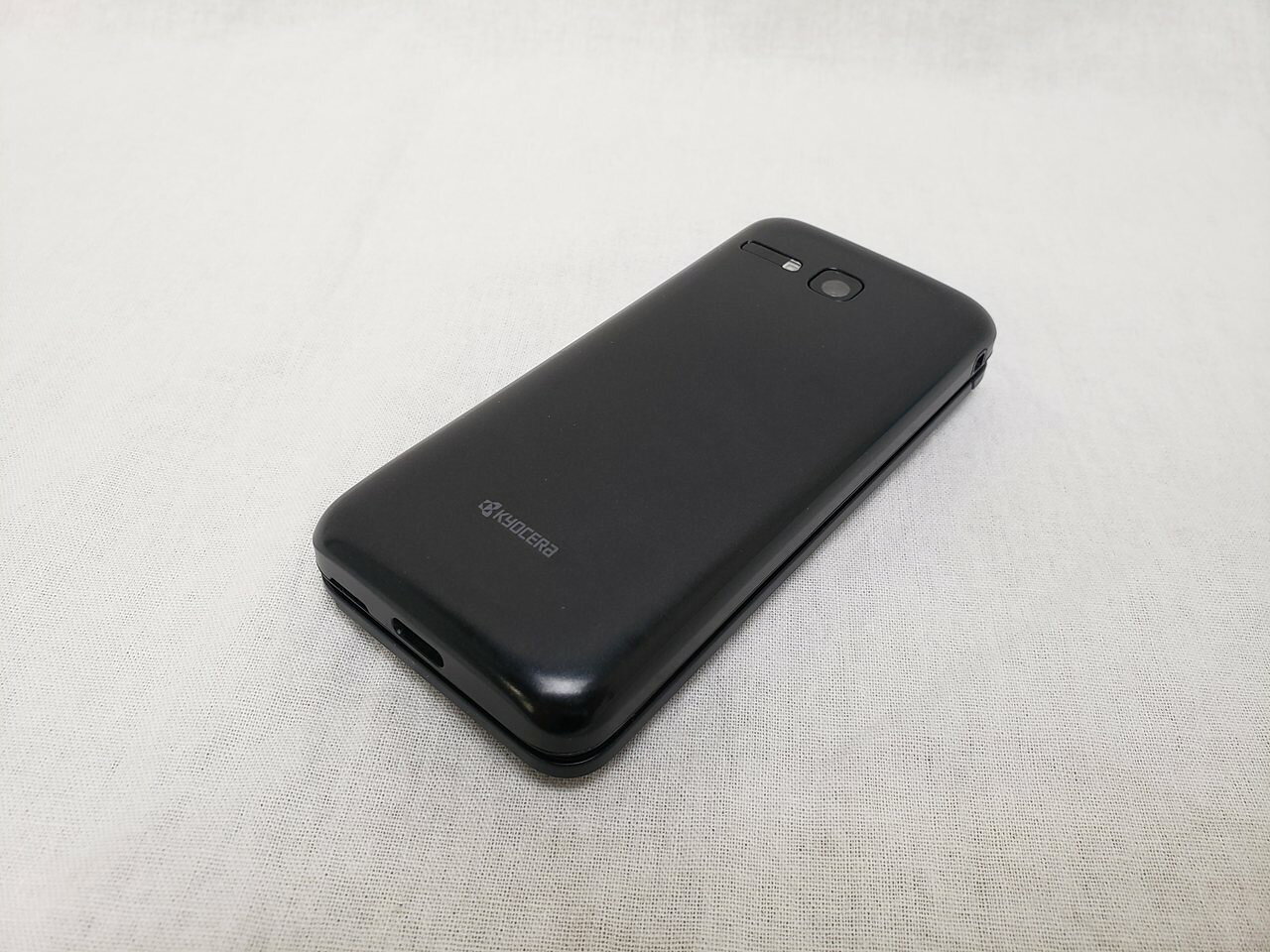 PCワンズの(中古) 902KC ブラック /DIGNO ケータイ3 【 SIMロックあり】、softbank｜アングル2