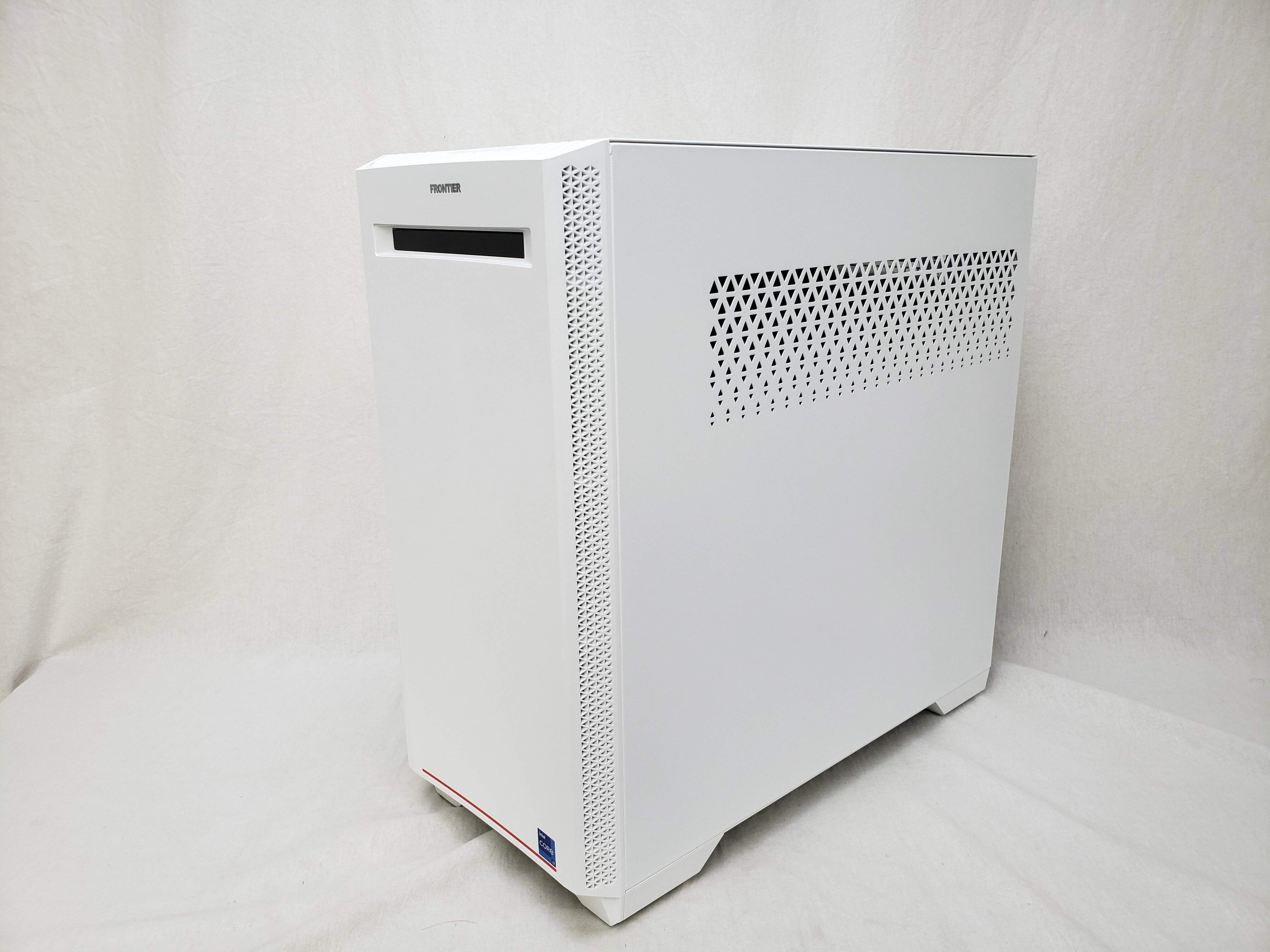 ■Windows 11 Home 64■CPU：Core i7 14700F /Max5.4GHz■B760Mマザーボード（B760M-HDV/M.2 D4）■メモリ：DDR4-3200 64GB（32GBx2）■SSD：1TB NVMe Gen4■VGA：Palit GeForce RTX4070Ti SUPER 16GB(HDMI2.1a x1、DisplayPort1.4a x3)■GLAN、7.1chオーディオ、USB3.2(Gen1) Type-A/C、PS/2■750W 80PLUS GOLD電源（Enhance製）■ATXミドルタワーケース状態：B（良好）、箱なし付属品：VGAの箱とACケーブルのみ