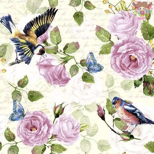 商品詳細 商品名 ドイツPaper+Design社製 ペーパーナプキン 柄名 Vintage Garden 商品説明 ドイツPaper+Design社 のペーパーナプキン。ヨーロッパならではのオシャレなデザインです。 3枚重ねで厚みがありしっかりとしていることが特徴。 デコパージュやラッピングなど、アイデア次第でさまざまな使い方ができます。 1枚目の画像はペーパーナプキン1/4の大きさです。 サイズ W33cm×L33cm/3枚重ね 素材 紙 入数 1枚/バラ売り その他 ※ご覧頂く環境により色・素材の見え方などが実際の商品と多少異なることがございます。 ※ペーパーナプキン特有のシワや印刷ミスやズレがありますので、ご了承お願い致します。 ブランドについて ドイツを代表する有名なPaper+Design社は、高品質を保ちながらクリエイティブ な商品を生み出しているブランドです。また、環境の重視し、2008年にFSC®-規格、2011年に規格ISO 14001、その後、EMAS-III を取得しました。そんな環境に優しいブランドだからこそ、お肌にも優しい素材が提供できます。エレガントなデザインから可愛いらしいデザインまで種類豊富！自分だけのペーパーナプキン＆ティッシュをお選びください♪ フランス生まれの可愛いデコパージュ＆デコパッチにも最適&nbsp;❤ お気に入りの柄を切ったり、ちぎったりして専用のりで貼るだけで、お手軽で簡単に自宅クラフトが楽しめます！ 石鹸他、木・鉄・プラスチック・ガラス・タイル・布など形を問わず、家庭にあるものにひと手間加えて使うことができます。シンプルな箱をデコして、プレゼント用ボックスを作ってみたり、石鹸や携帯ケースにデコしてお友達にプレゼントするなど用途は様々なので、自分のオリジナルな使い方を探してみるのもいかがでしょうか。 こんな感じにデコしてみました♪ ショップに届いた素敵なデコパージュ作品をご紹介！ &rarr;　 ☆デコパージュ作品はこちら☆ メール便とは、ご自宅のポストに郵便局と同様に投函にてのお届けとなりますので、不在時でもお受け取りすることができます。メール便での配送をご希望されるお客様は、注文を確定される前に、配送方法にて『メール便（日時指定・代金引換不可）（紙ナプキン20枚入り×2パックまで)』を選択してください。 ※ メール便ご利用の方は、ペーパーナプキン20枚入り×2パックまでとなります。 3パック以上、または、2パック＋バラ売りをご購入の方は、「宅配便」をご指定ください。 ※ メール便での『代金引換』はご利用頂けません。 代金引換をご利用の方は、『宅配便』をご指定ください。 ※ メール便で発送できないお客様には、こちらからご連絡しております。 その際、お客様とご連絡が取れるまで商品発送ができないため、お届けまでにお時間を要する場合がございますので、ご了承お願い致します。 ■基本的に、梱包が3センチ以内の場合は、お客様のご希望されましたメール便での配送をお受けいたします。しかし、商品のサイズによっては、メール便での配送はお受けできない場合もございますので、予めご了承ください。ご指定されましたメール便にて配送できない際は、商品発送前に当店よりお客様宛てにご連絡いたします。 なお、当店からお客様に連絡する際に、楽天システム経由にてメールを発信いたします。迷惑メールの拒否設定をされているお客様はお受取出来ない場合がございます。必ず迷惑メール拒否設定の解除をお願いいたします。 ■送料変更につきましては、楽天のシステム上、送料は自動計算されませんので、当店からのご注文確定メールにて再計算した合計金額をご連絡いたします。内容変更後、翌日に楽天からの内容変更のお知らせメールがあります。 ※必ずお読みください⇒発送に関するご注意 全てお読み頂きご了承頂いたお客様のみご利用可能でございます。ハンドメイドやラッピングにも大活躍！