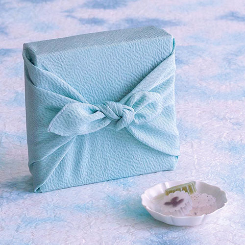 風呂敷 ふろしき エコバッグ 送料無料 68cm 二巾 正絹うずらちりめん 色の彩時記 木箱入 浅葱 日本製