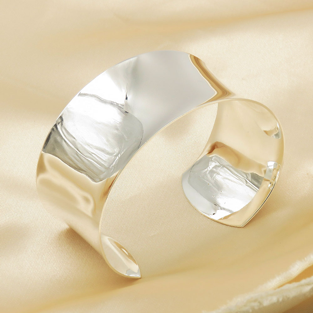 Qroza 클로저 와이드 뱅글 굵은 커프스 실버 코팅 경면 마무리 겹쳐 붙이 맨즈 레이디스 유니섹스 남녀 겸용 팔찌 인기 멋 귀여운 멋있는 심플 선물[무료우송]