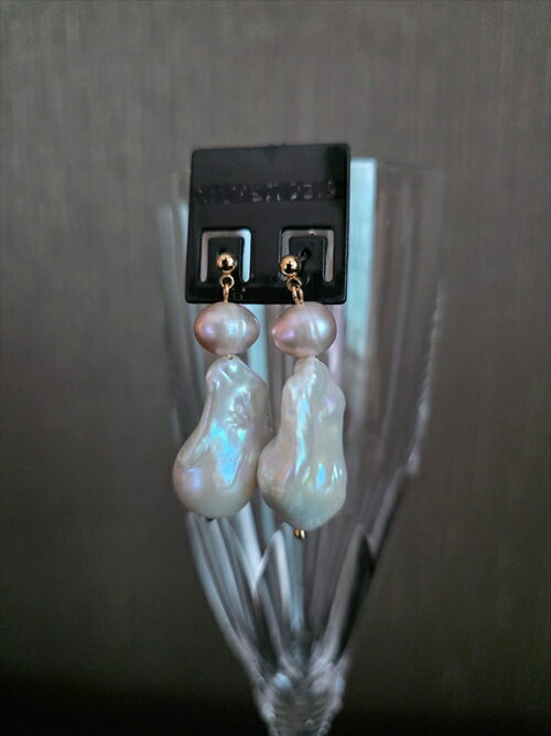 一点もの バロックパール ピアス オイスター 大ぶり 本真珠 高品質 35mm 淡水パール 【Pelulu】ホワイト×ピンク