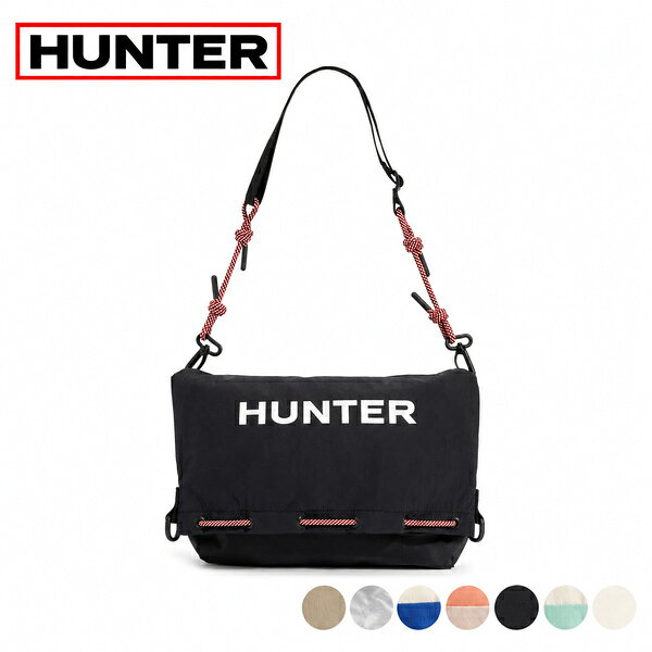 HUNTER ハンター商品一覧へ 店舗在庫がある場合、当日発送が可能ですが、HUNTER ハンターは人気が高いブランドの為、実店舗や他ウェブ店舗にて販売してしまい、完売の可能性がございます。 ご注文確認後に当店メーカー在庫を調べ、在庫の有無やお届けに関してメールをお送りいたしますので、必ずご確認いただけますようお願い申し上げます。 こちらの商品はサイズ、イメージ違いによる返品・交換が可能です。御希望の場合、まずはメール、お電話にて御連絡下さいませ。 御希望の場合、無料でラッピングを承っております。ご注文ページ選択肢、または注文時カート内の連絡欄(備考欄)よりご用命下さい。 HUNTER ハンターHUNTER ハンター トラベル マルチファンクション サコッシュ 軽量 デイリー 旅行 通勤 撥水 多機能 2WAY・3WAY UBX7124NRS HUNTER ハンター トラベル マルチファンクション サコッシュ 軽量 デイリー 旅行 通勤 撥水 多機能 2WAY・3WAY UBX7124NRS ひとつのバッグで日常からから旅まで幅広く使える、軽量で丈夫な撥水ナイロン素材を使用した「Travel Bag」シリーズが、旅行・通勤・日常使いに最適な多機能バッグシリーズとして大幅にリニューアルしました。 新登場の TRAVEL MULTI FUNCTION SERIES は、2WAY・3WAYで使える高い汎用性が魅力。さまざまなシーンで活躍する“軽量・多機能バッグ”が揃います。素材には、撥水加工が施されたアウトドアでも使われる軽量で丈夫なリップストップ素材とリサイクルナイロンの2素材を採用、軽い雨でも安心してお使いいただけます。豊富なカラーバリエーションと機能性で、旅先だけでなく日常にも気軽に取り入れられるシリーズです。 1956年にアメリカ人実業家ヘンリー・リー・ノリスがスコットランド、エジンバラに工場を構え、ゴム製ブーツメーカーとして株式会社ノースブリティッシュ・ラバーカンパニーを発足。 ハンター(HUNTER)は機能性とファッショナブルなカラーやデザインで人気のレインブーツブランド。ケイト・モスやニコール・リッチー、アンジェリーナ・ジョリーといったハリウッドセレブにも愛用者が多数いることでも知られる。 本体：100% リサイクルナイロン ライニング：100% リサイクルポリエステル RBO（ブラック / レッドボックスロゴ）BEC（ブラック / エナジークレイ）CWF（CRUISE BLUE / WHITE WILLOW / ENERGY FUCHSIA）GGW（GLOW GRAPEFRUIT / GLOW LAGOON / WHITE WILLOW）WLG（WHITE WILLOW / GLOW LAGOON / GLOW ALGAE）BKS（BKS）WWS（ホワイト / シルバー） ■日本全国送料無料　※沖縄、離島も含みます 送料無料