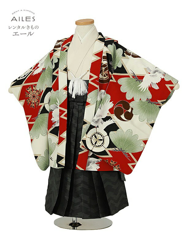 ●商品詳細適用サイズ3歳の標準サイズ（身長95cm〜105cm） ●素材・表地：合成繊維（比翼仕立）・裏地：合成繊維●簡易袴セット寸法（マジックテープ型の仕様です）　肩裄42cm/羽織丈55cm/袴紐下丈50cm寸法見本はこちらをご覧ください。※サイズ調整が必要な場合があります●セット内容・着物・袖なし長襦袢・羽織・簡易袴（角帯セットマジックテープ）・足袋・草履・扇子・懐剣・羽織紐（チェーン）・お守り・サスペンダー※着付けに必要なタオルはご準備ください。 ※着物と袴以外の角帯や小物などはお選び頂いた袴に合わせて当店スタッフがコーディネートさせていただきます。●レンタル期間レンタル期間は商品がお手元に届いた日 （ご利用日の2日前）から3泊4日です。ご利用の翌日までにご返送下さい。●返却方法送料は往復無料です。※北海道・沖縄・離島一部地域を除く同封したヤマト運輸の着払い伝票でお送りください。※ヤマト運輸以外での返却の場合 送料はお客様の方でご負担下さい。※クリーニングなどの後始末は一切不要です。※注意：モニターの発色の具合によって実際のものと色が異なる場合があります。※簡単なサイズ調整（腰紐にて）が必要な場合があります。 ※箱タイプでの配送となります。&nbsp;七五三 着物【レンタル】かんたん着付 七五三 3歳 袴レンタル AO3170 赤 鷹 家紋 にこるんkids 男児 七五三 カンタン袴 レンタル 七五三 きもの 3歳 羽織袴 袴セット 着物 3才男の子 人気柄 子供 着物 男の子 753 七五三 かっこいい 人気 新品足袋プレゼント 七五三などにご利用ください。 写真（左）全身（上）前アップ ※商品の色については、画面を表示するモニターによって実際と多少異なる場合がございます。 1012-01277 商品詳細 ●素材 ・表地：合成繊維(比翼仕立) ・裏地：合成繊維 　寸法の見方はこちらを参照して下さい。 ●標準サイズ 身長： 95〜105cm