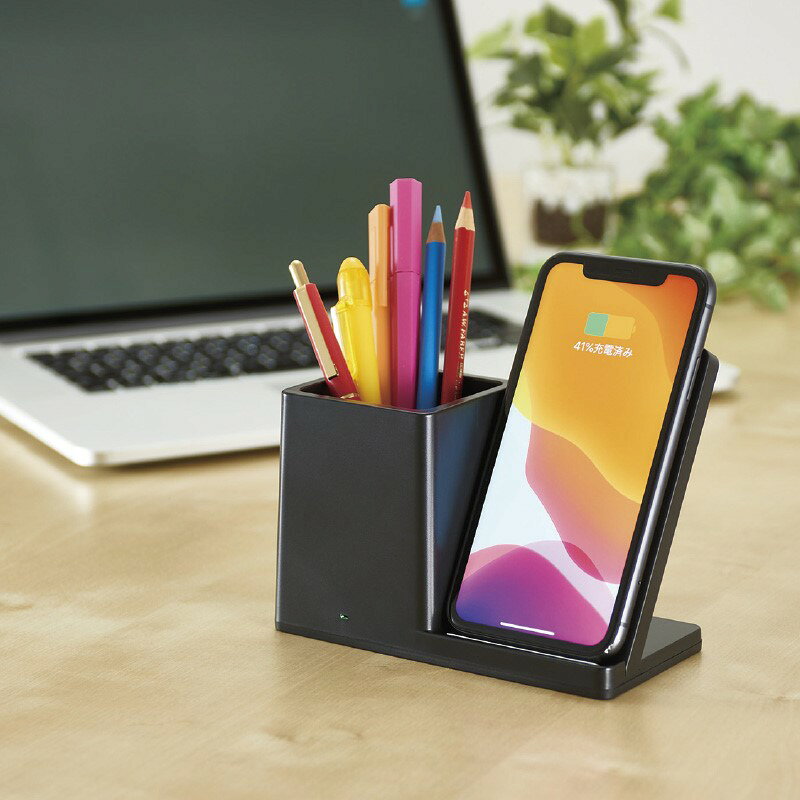 ギフト ペンホルダー付ワイヤレス充電器 お中元 御中元 中元 内祝い お誕生日 出産内祝い 結婚内祝い 送料無料 高級 プレゼント ギフトセット 香典返し 法要 法事 還暦 贈答品 お返し 贈り物 人気 売れ筋 お取り寄せ
