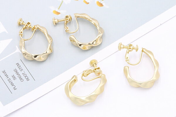 デザインイヤリング ネジバネ式 ツイストフープ 6×21×32mm【2ヶ】