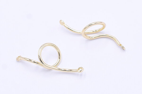 ROSSO小倉 楽天市場店の金属チャーム デザイン 2カン 13×35mm ゴールド【4ヶ】｜アングル3