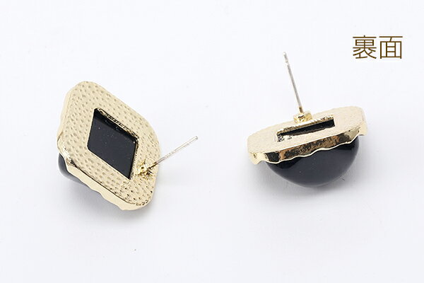 デザインピアス 水面カボションピアス スクエア型 樹脂貼り 20×20mm ゴールド（4ヶ）