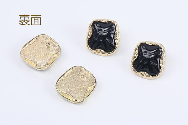 デザインピアス 樹脂付きピアス 不規則ピアス 22×23mm ゴールド（2ヶ）