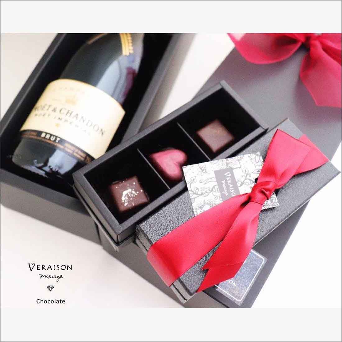 【ワイン ギフト】クリスマス ワイン ギフト ワイン チョコ モエ・エ・シャンドン アンペリアル 正規品 スパークリング× チョコレート 3個入フランボワーズ/タンザニア/メキシック ショコラ ボンボンショコラ リボン包装 誕生日 メッセージ お父さん お酒 rqm2016-10004897 ワイン ぶどう 桃 ギフトのRQM サンプル画像3
