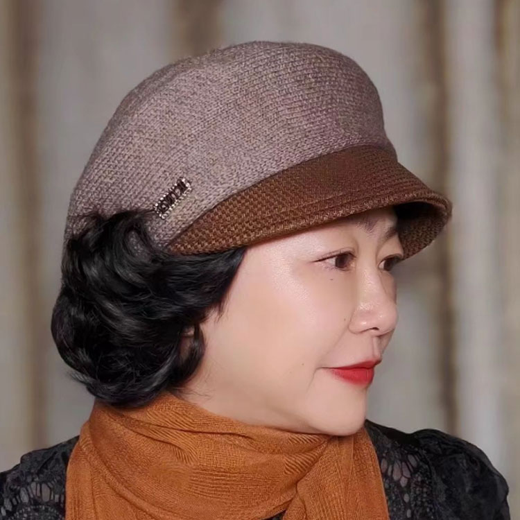 業務SHOP SaK24のウィッグ付き帽子 ウィッグ 付き 帽子 キャスケット ニット 髪付き帽子 毛付き帽子 レディース 婦人 ウィッグ付き 帽子 ニット帽 秋 冬 帽子付きウィッグ 医療用帽子 医療用ウィッグ 小顔効果 自然 ショート カール ウェーブ かつら 人工毛 耐熱｜アングル2