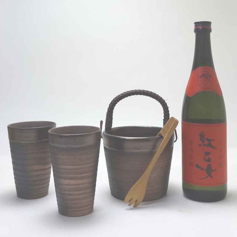 【最大2000円オフクーポン26日1:59迄】備前金彩ペアカップ 氷入れ 陶芸作家 安藤嘉規作(日本製萬古焼) 紅乙女酒造 胡麻祥酎 焙煎胡麻仕込み 紅乙女 25度 720ml(福岡県)