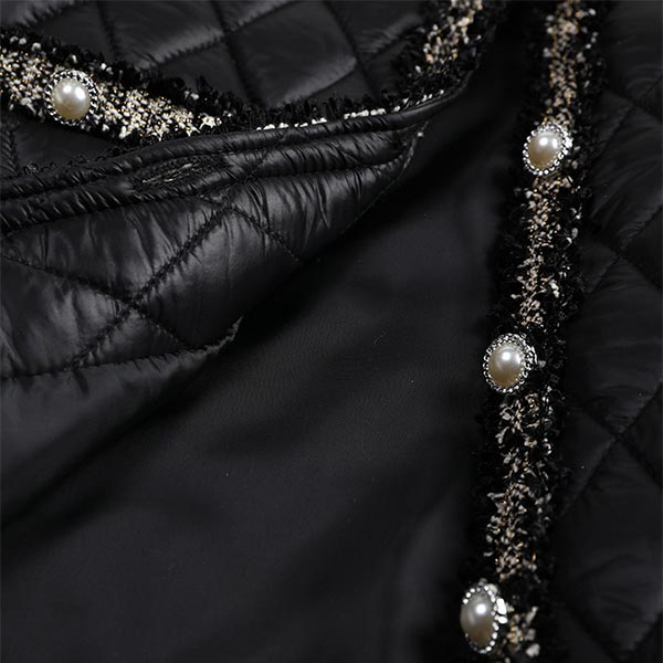 【あす楽】大きいサイズ アウター 中綿 キルティングコート ノーカラー ツイードフリンジリボン パールビジューボタン ブラック LL 3L 4L 5L 6L / インポート ぽっちゃり 個性的 モダン キレイめカジュアル 大人可愛い お出掛け デイリー