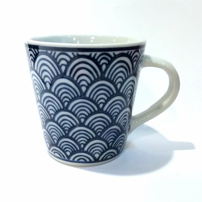 染付陶器 マグカップ コーヒーカップ 湯呑み 青海波 陶器 海 波柄 和風 和柄 おしゃれ ギフト モダン 和