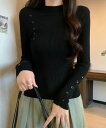 ニットトップス 飾りボタン リブニット