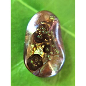 新入荷‼ 緑色ベースにバブル状のファイヤーが浮かぶファイヤーアゲートルース 3.5ct【送料無料】