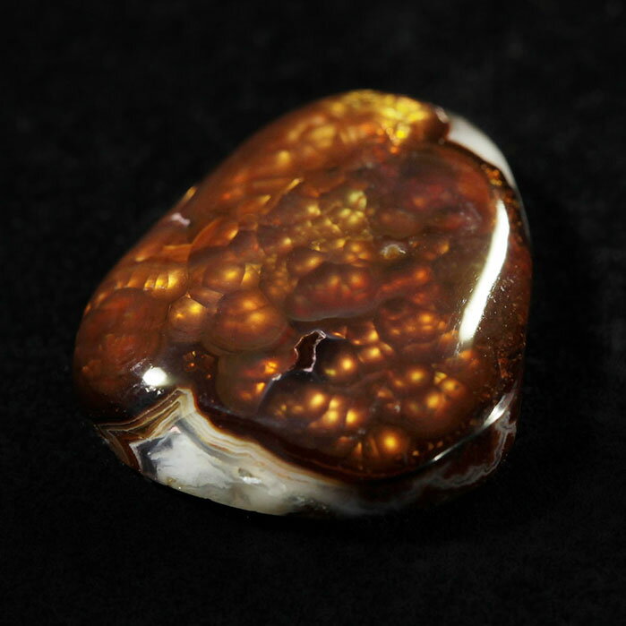 メキシコ　アグアスカリエンテス産　ファイヤーアゲート 19.3 ct【お任せ送料無料】