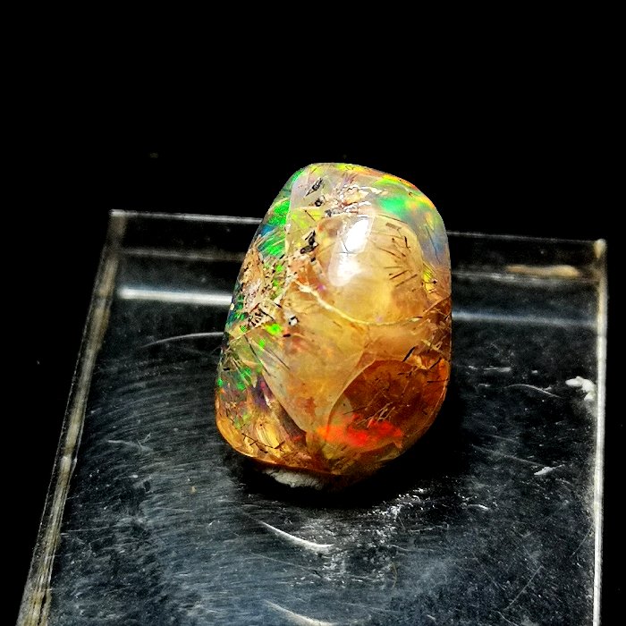 最新入荷!!ユニークなインクルージョンファイヤーオパール ルース 5.2ct M...