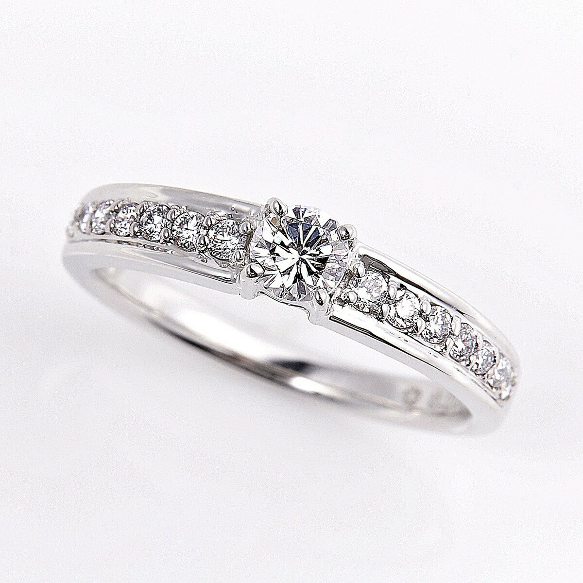 �ڴ��մԸ�!25%OFF�����ݥ�ͭ�۶˾����᤭���ʥǥ������������ɥ�󥰡ʻ��ء� 0.20ctUP & ��0.15ctUP [PT950] [����:GH684919/����:GH0424] �����ݥ��� ������ Ķ�ò�
