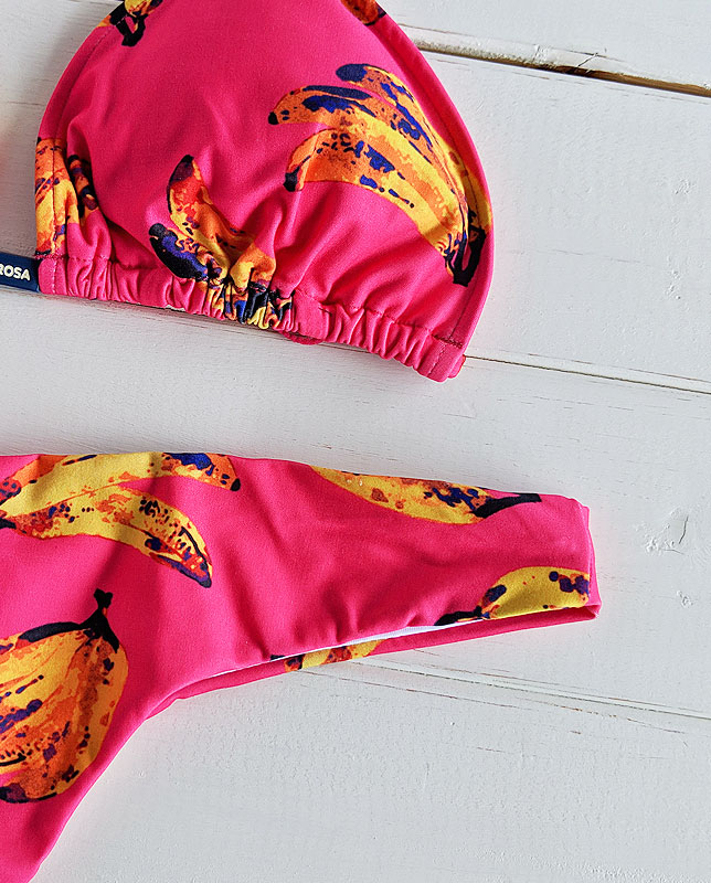 水着 レディース 大きいサイズ ワンピース 体型カバー スカートタイプ 小花柄 細見え 着痩せ カップ付き ワイヤーなし ポリエステル 再生繊維 半袖 プール 温泉 海水浴 リゾート アイボリー