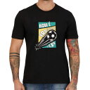 AQUI E BRASIL HEXA ブラジルサッカーデザインTシャツ ブラック ブラジルサッカーファンにおすすめの、ポルトガル語フレーズ“AQUI E BRASIL HEXA”入りのマンガ風イラストTシャツです。ポップな印象のカジュアルなTシャツは普段使いに大活躍！コーディネートしやすい黒Tシャツも他とは違うキャッチーなデザインで！ カラー　：ブラック サイズ　： P（日本サイズS〜M）着丈70cm×身幅52cm M（日本サイズM〜L）着丈72cm×身幅54cm G（日本サイズL〜XL）着丈74cm×身幅56cm GG（日本サイズXL〜XXL）着丈76cm×身幅58cm 素材　　：コットン100% カテゴリ： メンズ ＞ Tシャツ ブラジルサッカー ＞ ブラジルリーグ ＞ ブラジル代表 ブラジル製