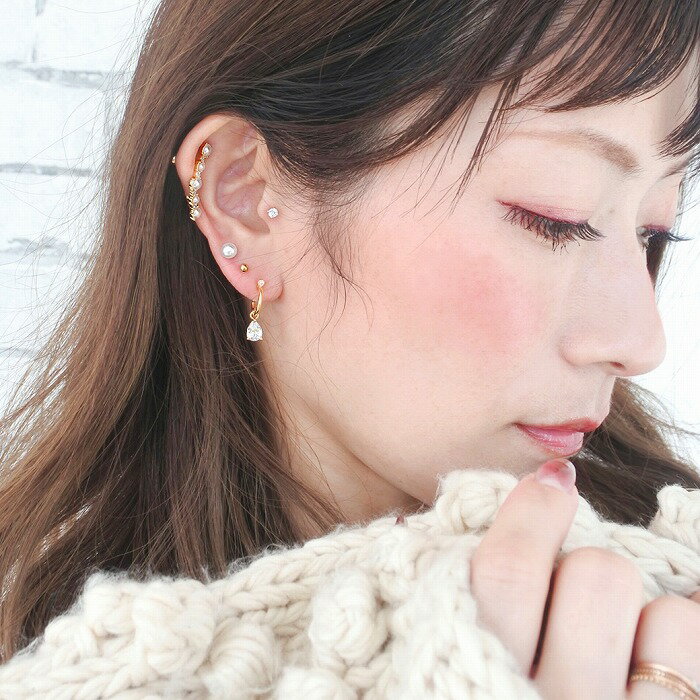 ボディピアス 軟骨ピアス ［14G 16G ］おしゃれ の鮮度を上げてくれる。揺れる 雫 型キュービックジルコニア デザイン ヘリックス 0039 ボディーピアス