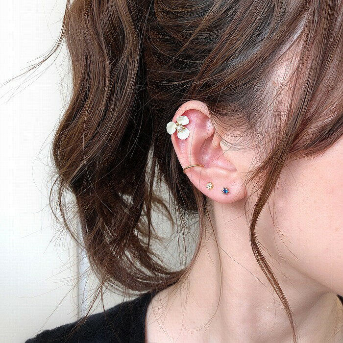 ボディピアス 軟骨ピアス ［16G ］ちびちび サイズ は重ね付けもおまかせ♪シンプル なのにお洒落 なラウンドキュービック ヘリックス 1070 ボディーピアス