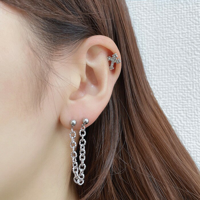 ボディピアス 軟骨ピアス ヘリックス ［16G 14G ］コーディネート のアクセントに！GOTHIC クロス ストレート 1098