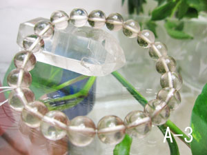 山梨県産/天然水晶ブレスレットAグレード/大きさ9mm珠/サイズ約16.5cm