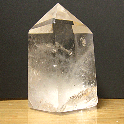 【天然石 ポイント 六角柱】水晶 天然水晶 /置物 風水 縁起物 厄除け祈願 縁起物 風水彫刻 天然石 最高級 手彫り 天然石 パワーストーン アクセサリー