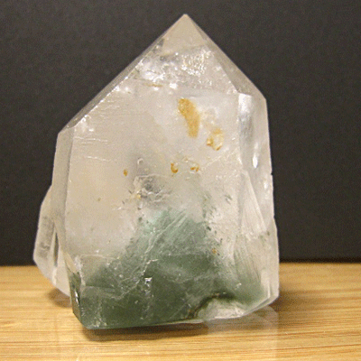 【天然石 ポイント 六角柱】グリーンファントム水晶(マダガスカル産) /置物 風水 縁起物 厄除け祈願 縁起物 天然石 パワーストーン アクセサリー