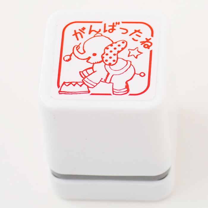 ちょっと大きめのお仕事スタンプです。 インクバッドいらずの浸透印で、簡単にポン！ 商品明細 素材 pp 本体サイズ 横35mm×縦35mm高45mm 　（絵柄サイズ：25mmx25mm） インク色；朱色 ※メーカー希望小売価格はメーカーカタログに基づいて掲載しています※