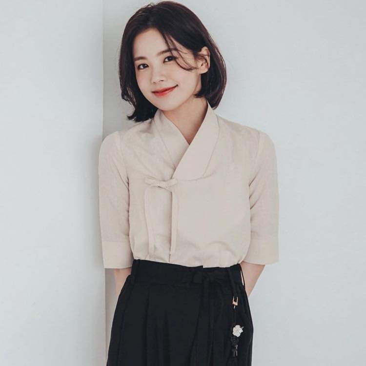 [한복 스타일] 데일리 블라우스 봄 가을 옷입기 품위 어른의 여성 우아한 아이보리 SML
