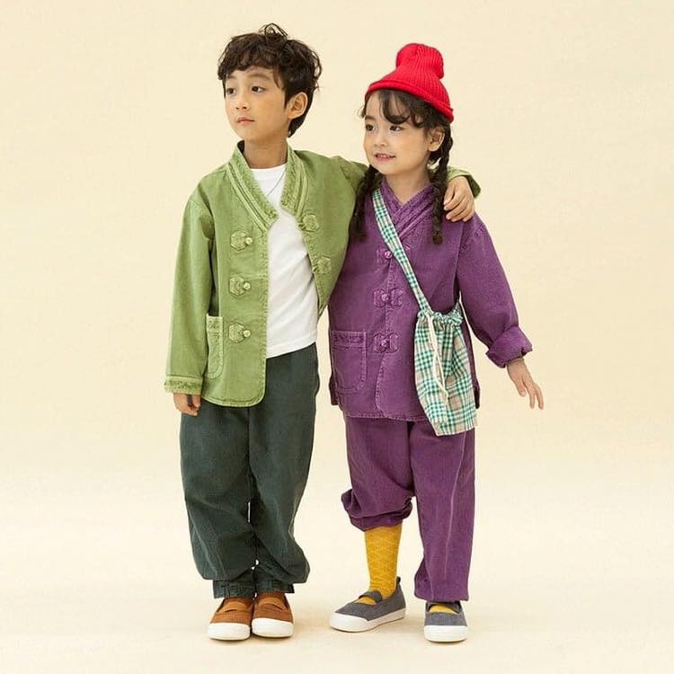 楽天好きなものいっぱい眞眞【韓服スタイル】キッズ　長袖Tシャツ&長ズボンセット 20番手 コットン 春 夏 秋 着こなし 7色 S M L XL XXL