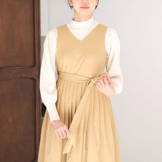 チマチョゴリ　オッコルムなし　淡いイエロー　レース花柄　黄色　韓服 517_チマチョゴリレンタル韓服化繊_バスト82～92cm_身長+靴高さ