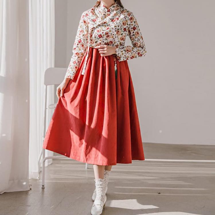 【韓服スタイル】チョゴリブラウス&ワンピースセット Vネック ラウンドネック ノースリーブ 長袖 ひざ下丈 ハイウエスト 花柄 上品 エレガント 着こなし 春 秋 ホワイト レッド M L FREE