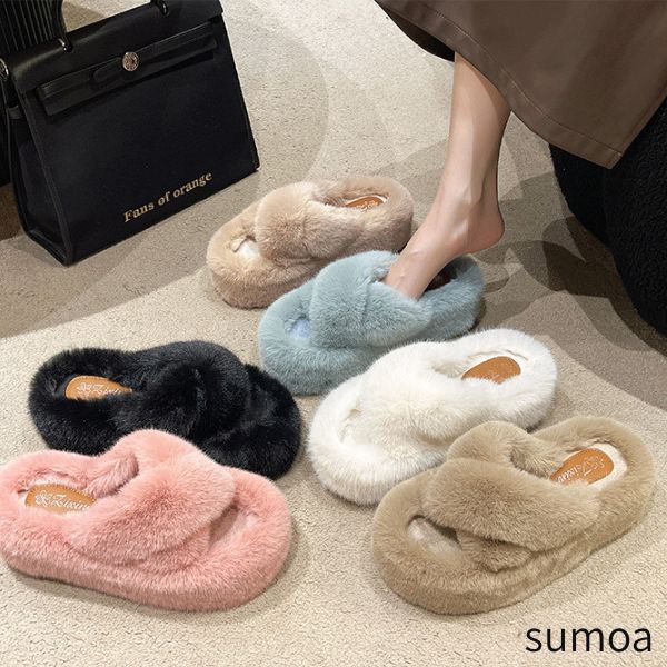 Rakuten - サンダル　厚底　ファーサンダル　クロスファー　チャンキーヒール　ヒール　楽ちん　ふわふわ　レディース　ペタンコ　リアルファー　シューズ　靴　秋冬　もこもこ　クロスベルト　フェイクファー　インスタ　クロス　6cm